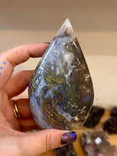 Load image into Gallery viewer, Moss Agate
