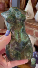 Load and play video in Gallery viewer, Moss Agate Body
